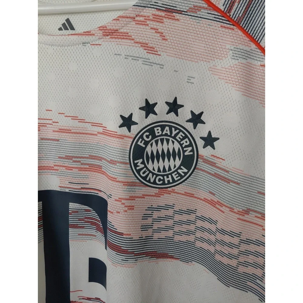 Adidas Men's FC Bayern Munich 25/26 Away Authentic Jersey - MÜLLER FAREWELL GAME